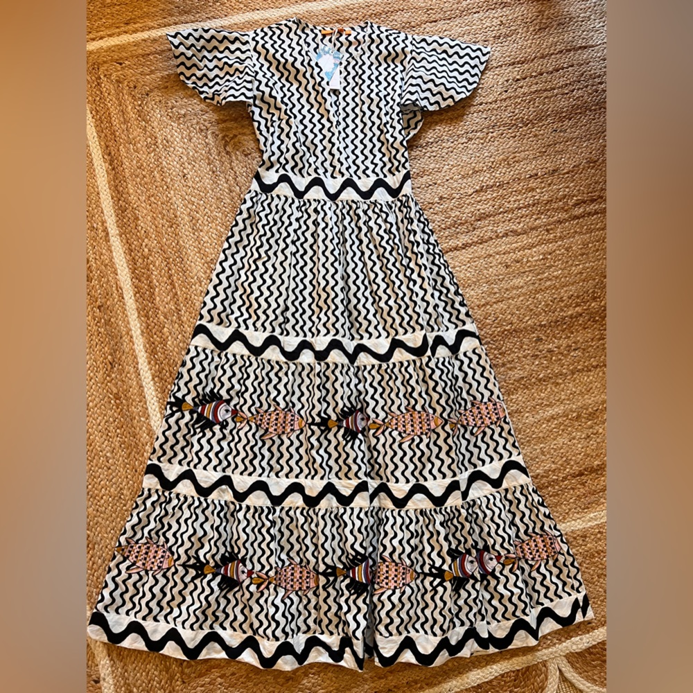 OLIPHANT V NECK MAXI RIPPLE BLACK AND WHITE EMBROIDERED FISH DRESS NWT SIZE S